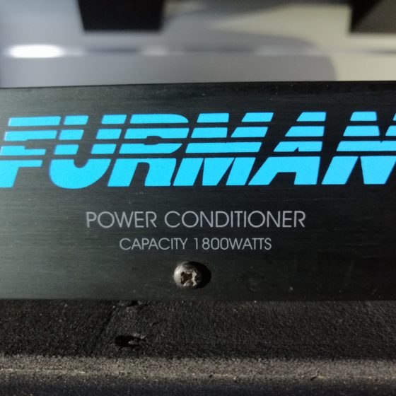 Furman RP8 Power Conditioner 120V - 1800W